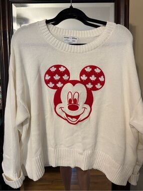 Old Navy Disney Canada cropped sweater